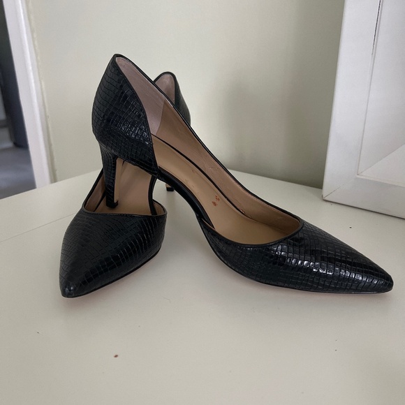 Shoes - Picture 1 of 1